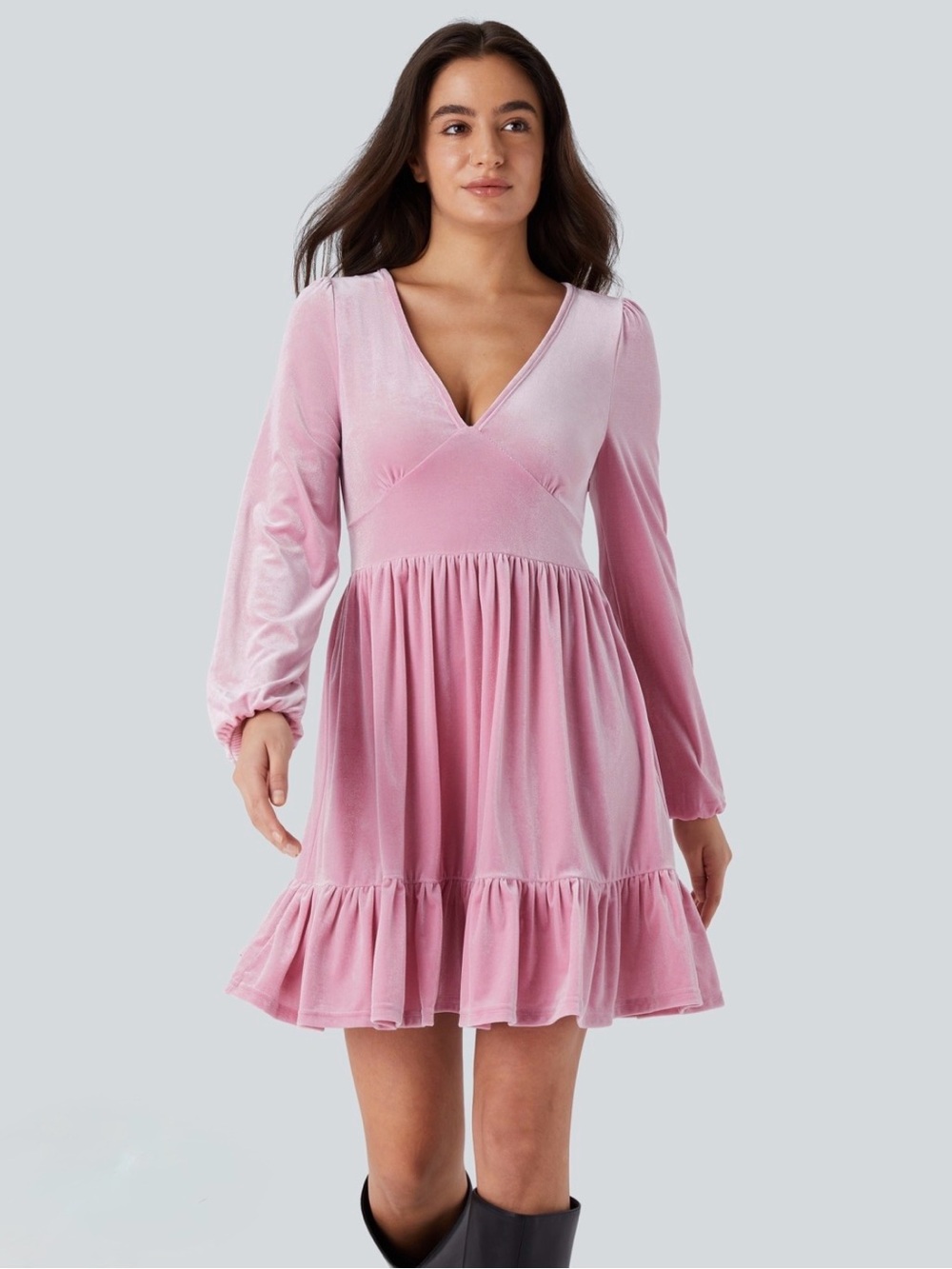 New Halara Everyday Deep V Neck Ruffled Hem Velvet Mini Dress size XL Pink